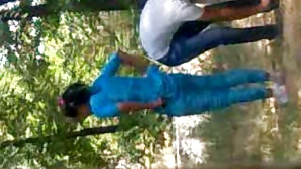 യുവ യജമാനത്തിയെ തൃപ്തിപ്പെടുത്താൻ വൃദ്ധന് ഇപ്പോഴും മതിയായ ശക്തിയുണ്ട്